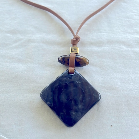 Chico’s Long Statement Necklace - Picture 2 of 6